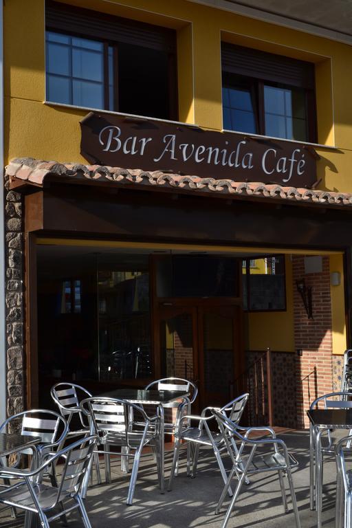 Hostal Avenida Arenas de San Pedro Εξωτερικό φωτογραφία