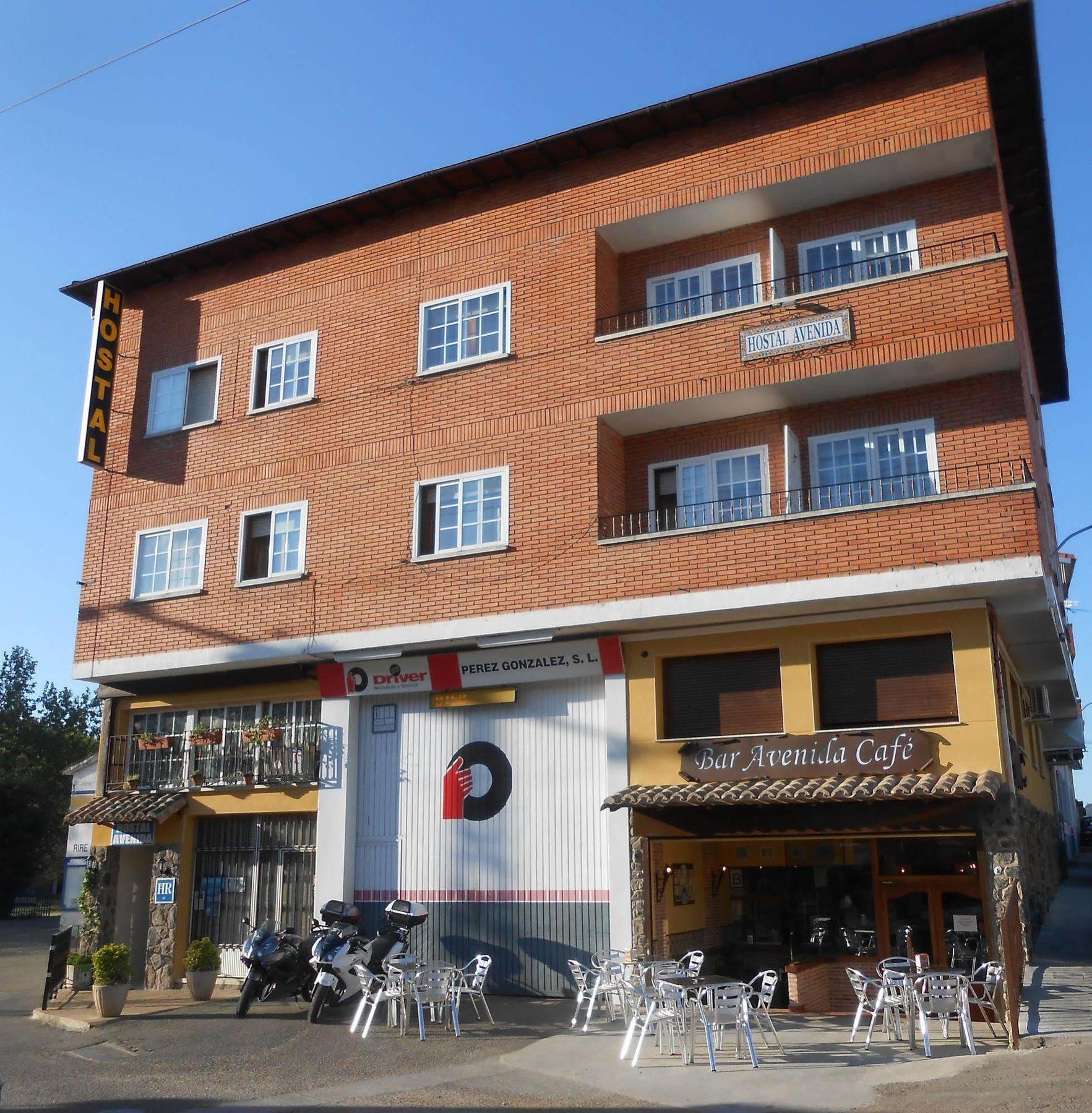 Hostal Avenida Arenas de San Pedro Εξωτερικό φωτογραφία
