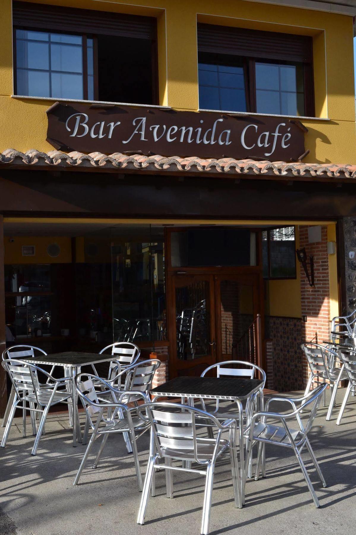 Hostal Avenida Arenas de San Pedro Εξωτερικό φωτογραφία