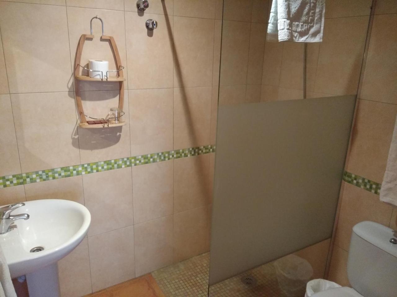 Hostal Avenida Arenas de San Pedro Εξωτερικό φωτογραφία